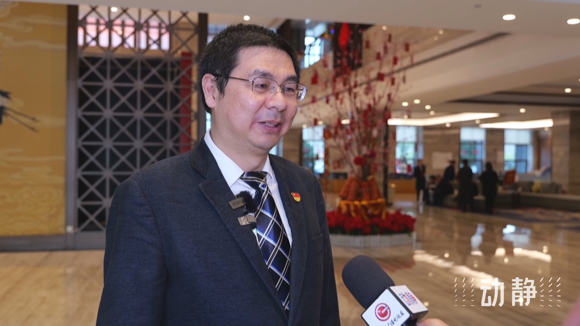 從黨的奮斗歷史中汲取智慧力量，奮力走好新時代的長征路